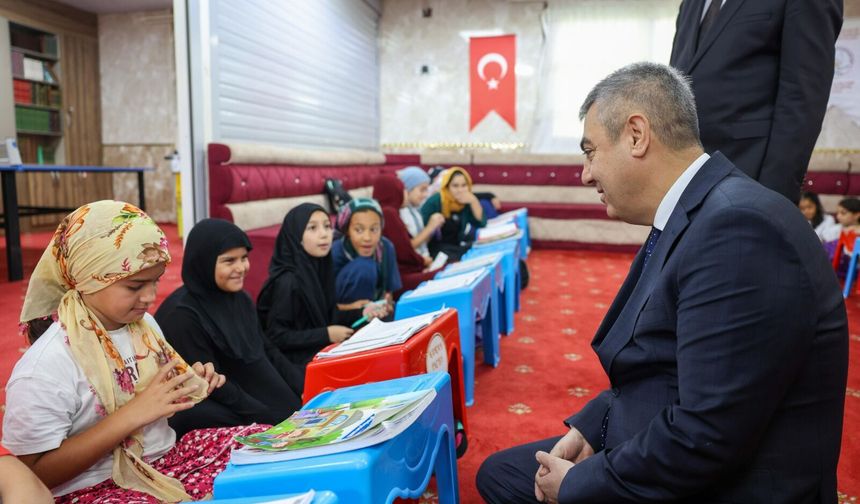 Mersin'de Kur'an Kursu Öğrencilerine Ödül