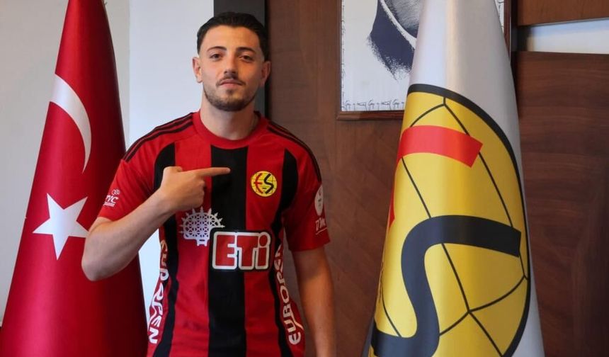 Eskişehirspor'da çifte imza