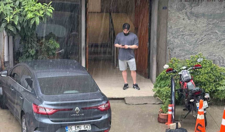Adana'da temmuzda sağanak yağış etkili oldu
