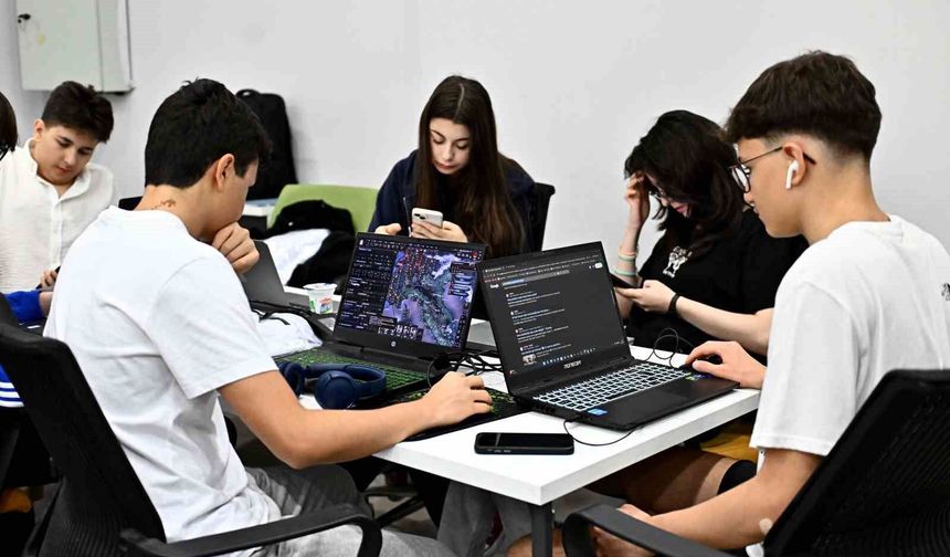 ASSİM'den yapay zekayla marka oluşturma eğitimi