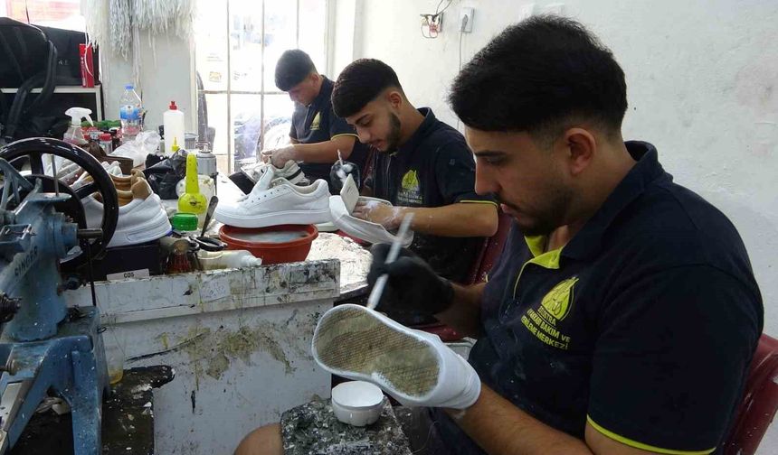 Genç Girişimci Baba Mesleğini Sosyal Medyaya Taşıdı