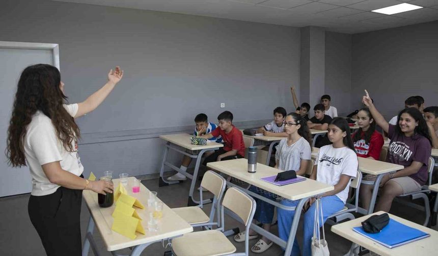 Mersin’de Öğrencilere Ücretsiz Yaz Atölyesi