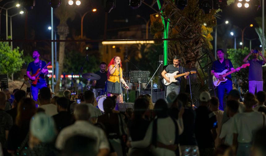 Mersin'de Yayla ve Sahillerde Konser Coşkusu