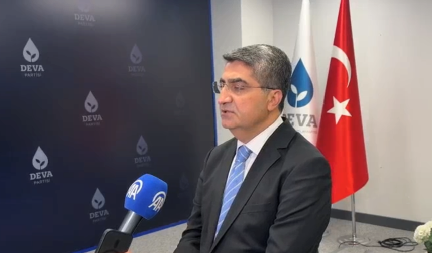 Ekmen'den 15 Temmuz'da reform çağrısı