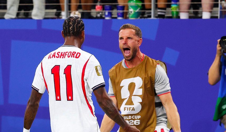 Henderson Çılgın Kutlamada Bileğini Kırdı