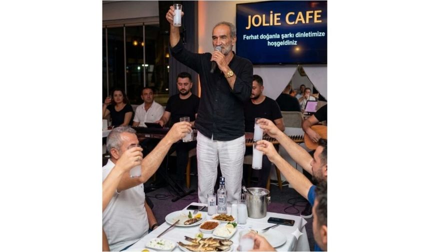 Ferhat Doğan Yıllar Sonra Sahnelere Güçlü Döndü