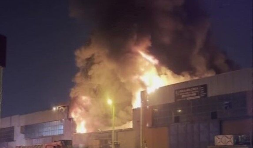 Fabrika Bir Anda Alev Topuna Döndü!
