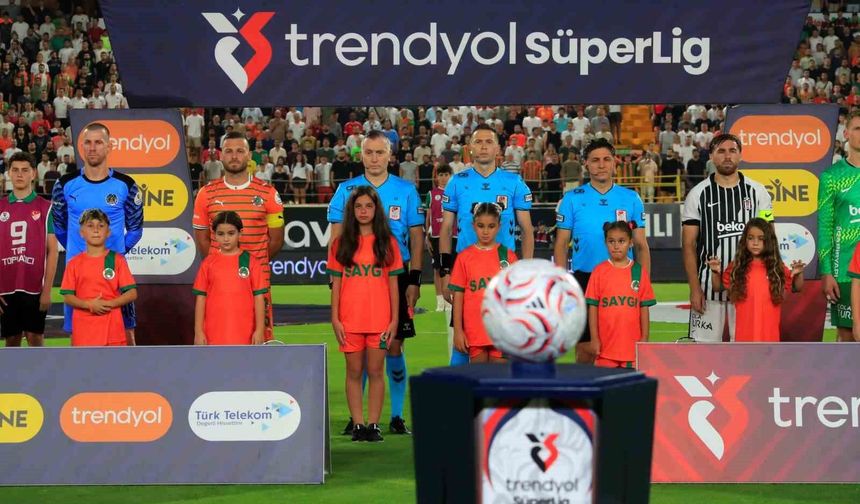 Alanyaspor-Beşiktaş maçının tartışmalı pozisyonları için suç duyurusu