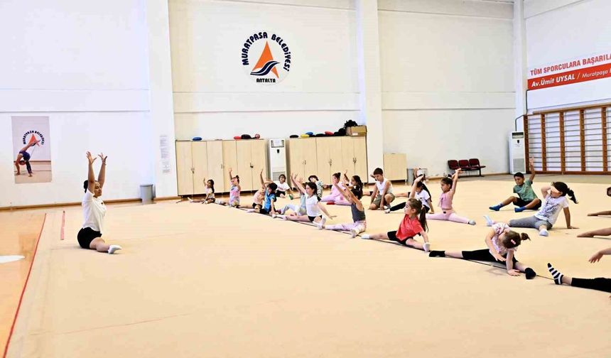 Muratpaşa'dan ücretsiz cimnastik kursu