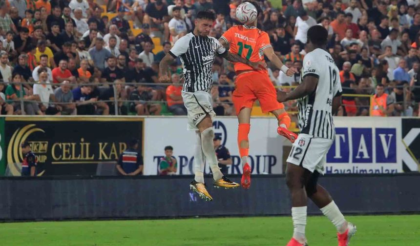 Trendyol Süper Lig: Corendon Alanyaspor: 1 - Beşiktaş: 0 (Maç sonucu)
