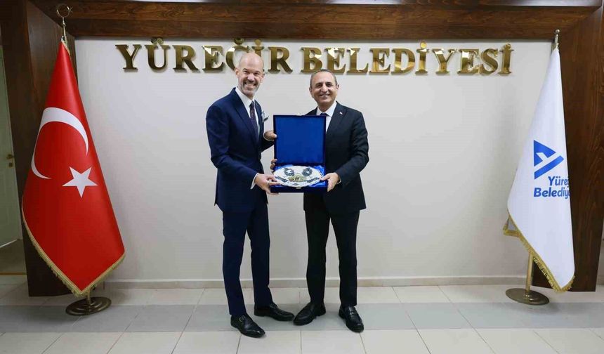 Başkan Vekili Özünal, ABD Adana Konsolosu Mehler'i ağırladı