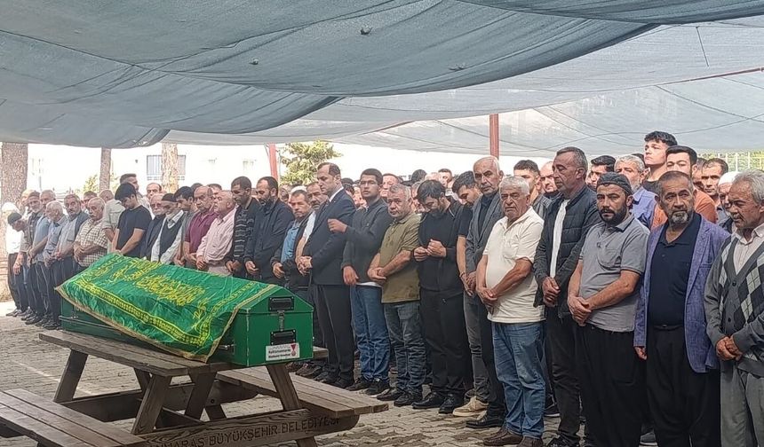 İş makinasının çarpması sonucu hayatını kaybeden genç son yolculuğuna uğurlandı