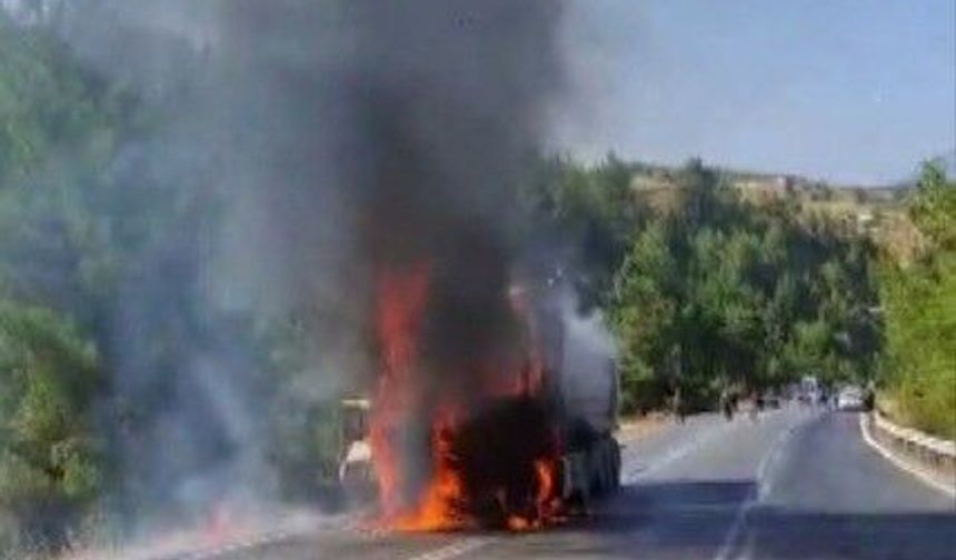 Kahramanmaraş'ta kamyon yangını