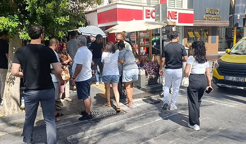 Plakasız Motor Yayayı Devirip Kaçtı: O Anlar Kamerada!
