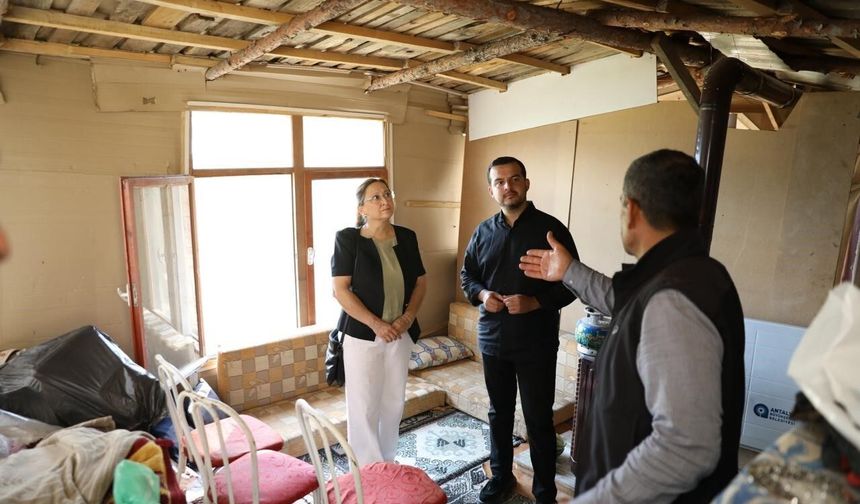 Alanya'da yaşlı çift yeni yuvasına kavuştu