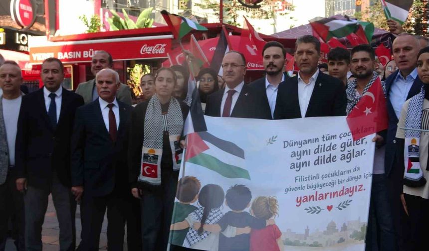 Antalya'da Filistin'e destek yürüyüşü
