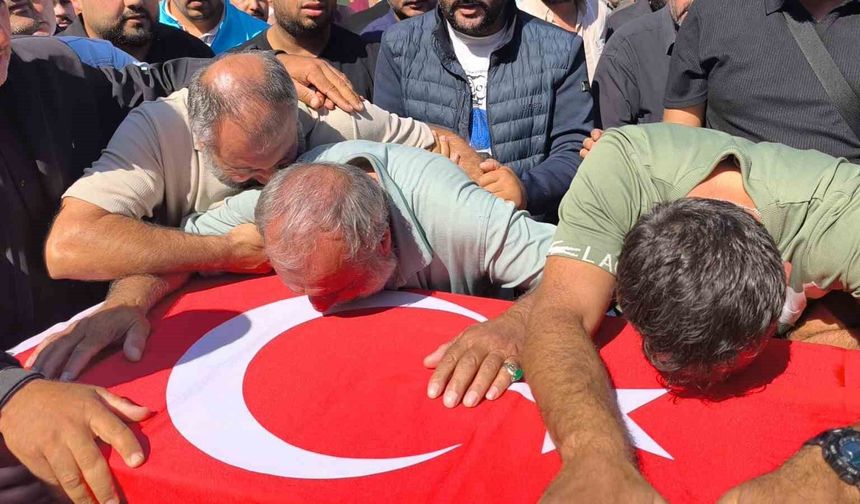 Batan gemide can veren kardeşini uğurlayan ağabeyin 'Allah'a emanet ol kardeşim' sözleri yürekleri burktu