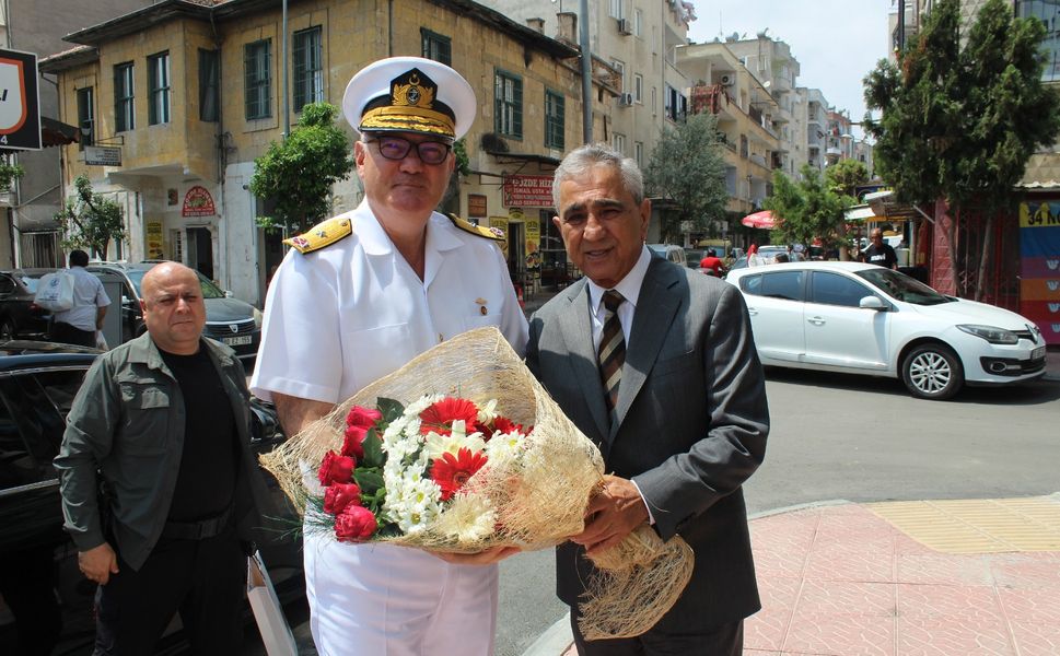 Garnizon Komutanı Tuğamiral Fırat’tan Başkan Sarı’ya ziyaret