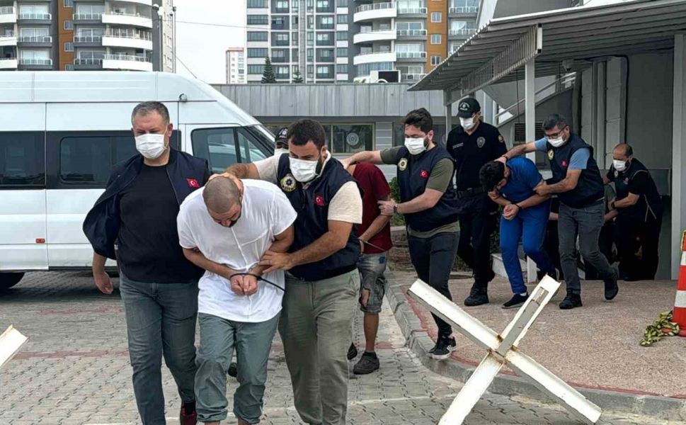Mersin’deki DEAŞ operasyonu: 4 tutuklama