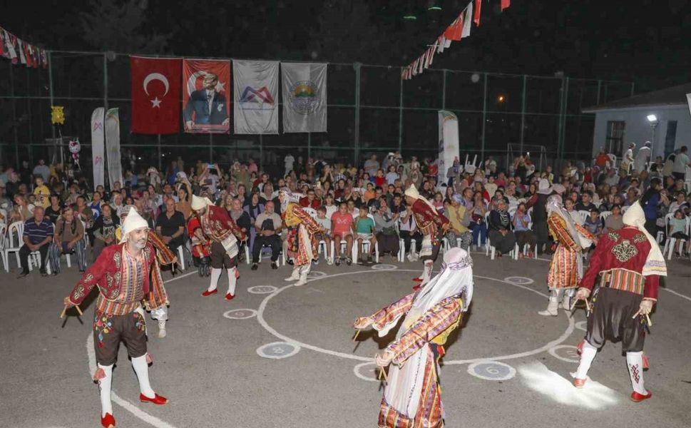 Mersin’de yaz konserleri kentin dört bir yanını şenlendiriyor