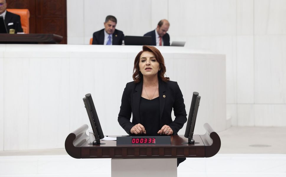 CHP’li Kış: “İntihar Eden Çocuklara Saha Ziyareti mi Yapıyorsunuz?”