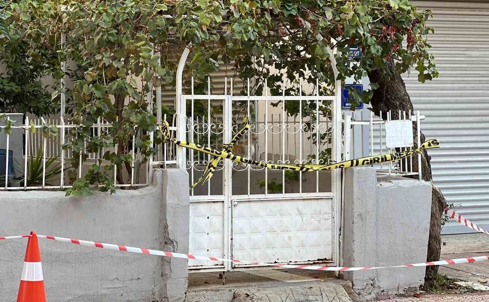 Mersin'de tahliye edilen binada çökmenin nedeni belli oldu