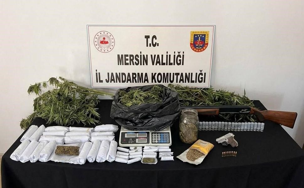 Mersin'de uyuşturucu operasyonlarında 4 şüpheli tutuklandı