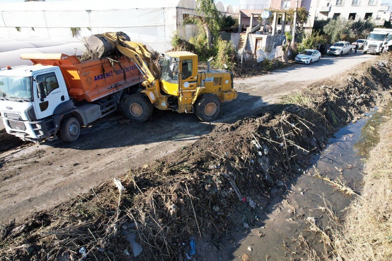 Thumbnail Akdenizin Su Kanalları Temizleniyor 1