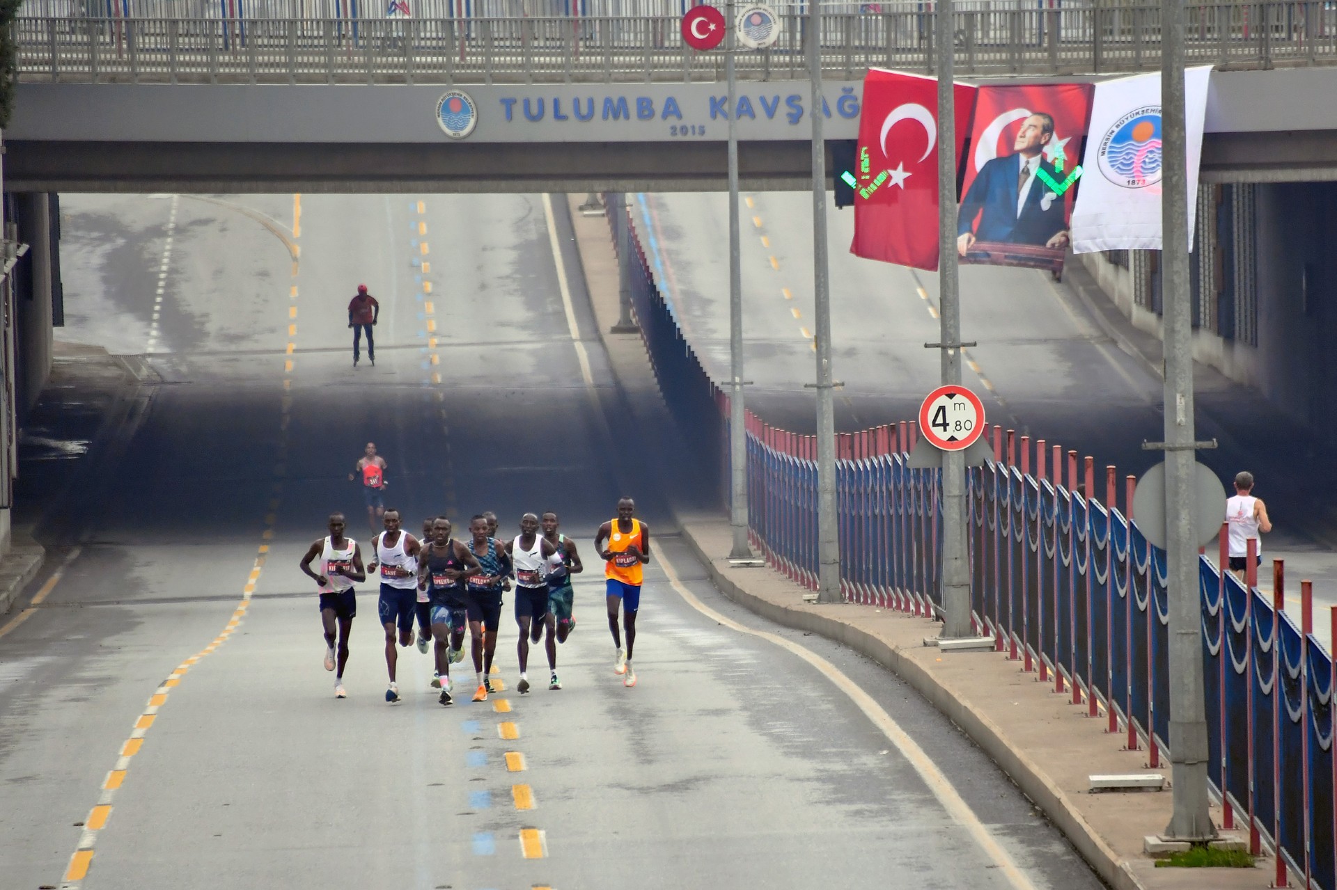 Thumbnail Sporcularin Heyecanla Bekledi̇ği̇ 6. Uluslararasi Mersi̇n Maratonu 15 Aralik’ta (6)