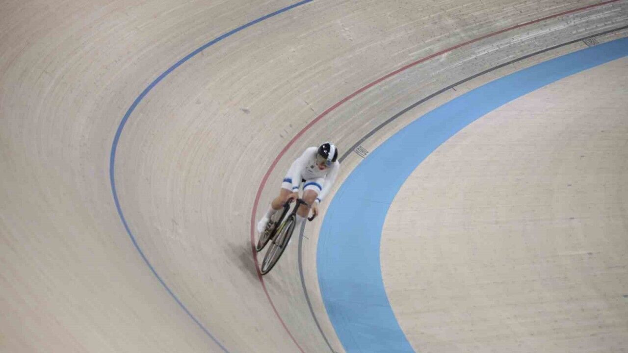2025 UCI Pist Bisikleti Uluslar Kupası’nda 2. gün yarışları başladı