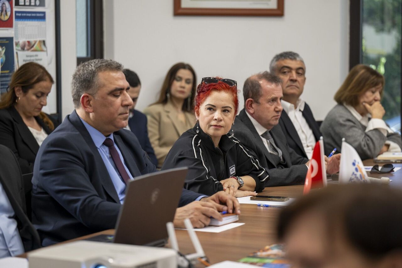 Thumbnail Başkan Seçer, Mersi̇n Kent Konseyi̇ Yürütme Kurulu Toplatisi’na Katildi (9)