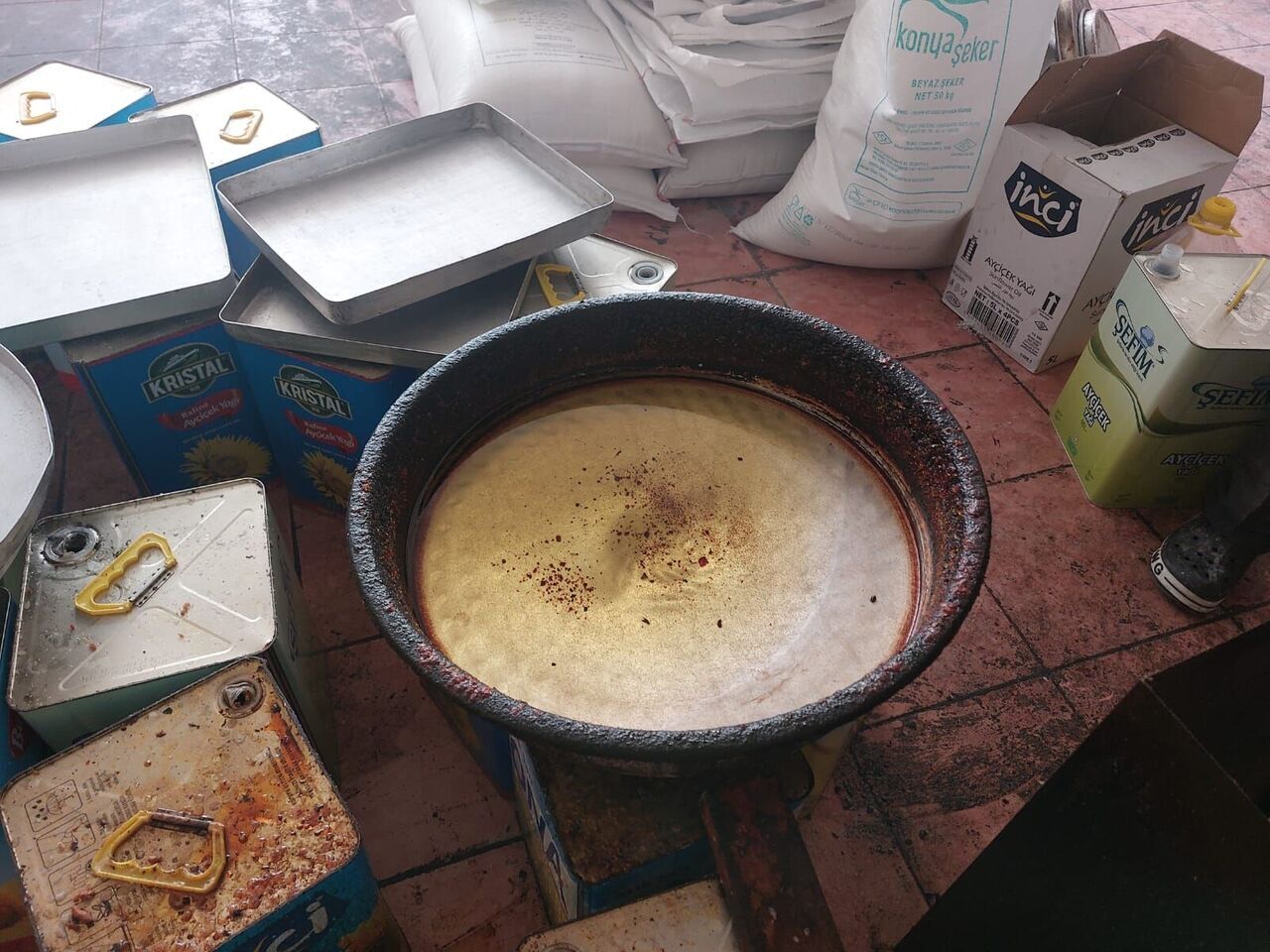 Tatlı Imalathanesi Mühürlendi (5)