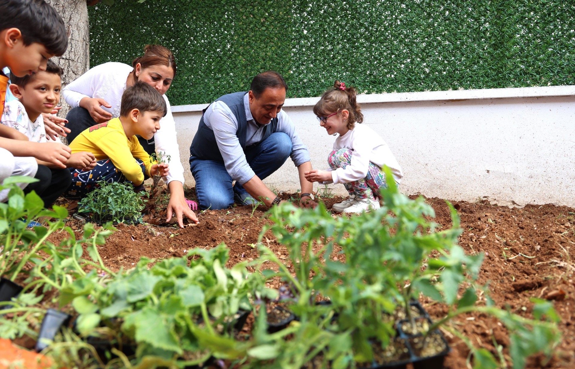 Thumbnail Sebze Fidesi Dağıtımı Ve Ekimi (3)