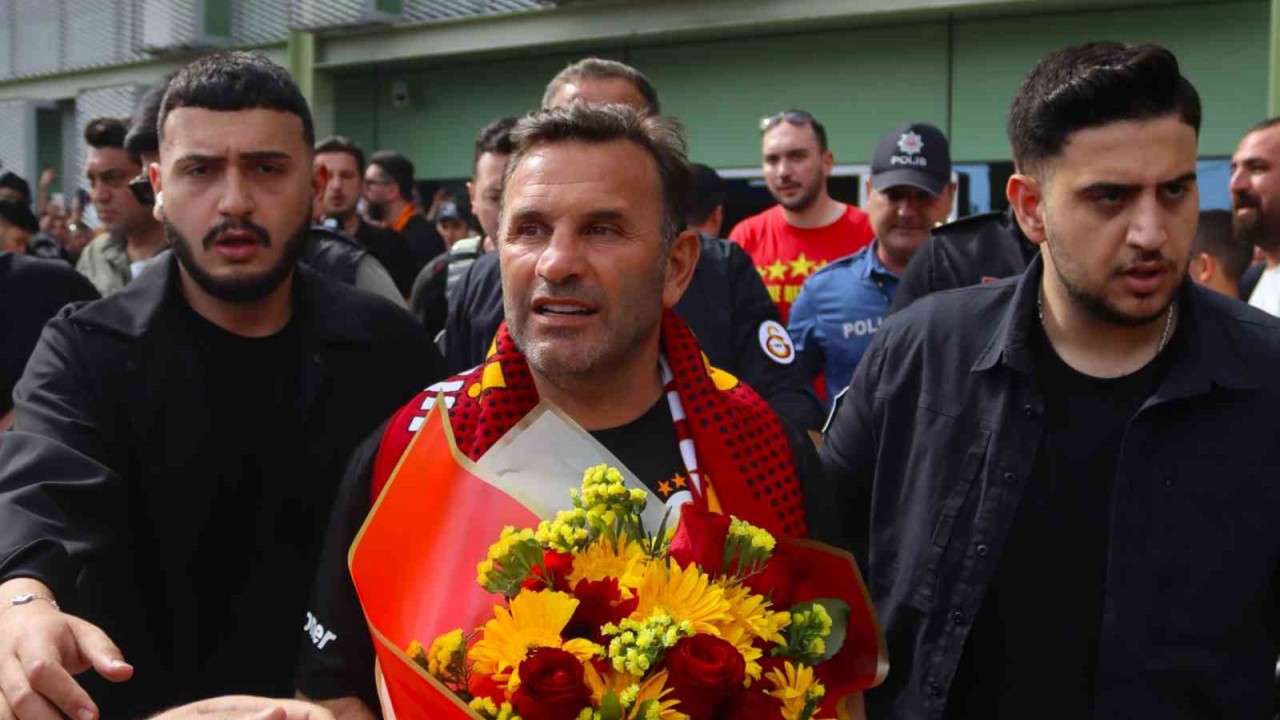 Şampiyon Galatasaray, İzmir’e geldi