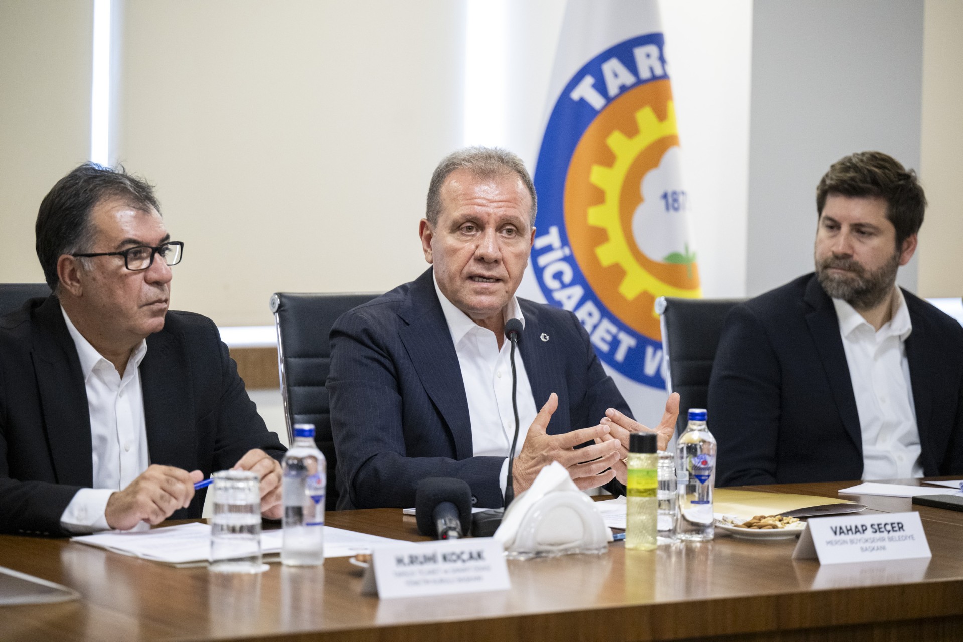 Thumbnail Başkan Seçer, ‘Tarsus Ti̇caret Ve Sanayi̇ Odasi Yüksek İsti̇şare Kurulu 2025 Yili Toplantisi’na Katildi (6)