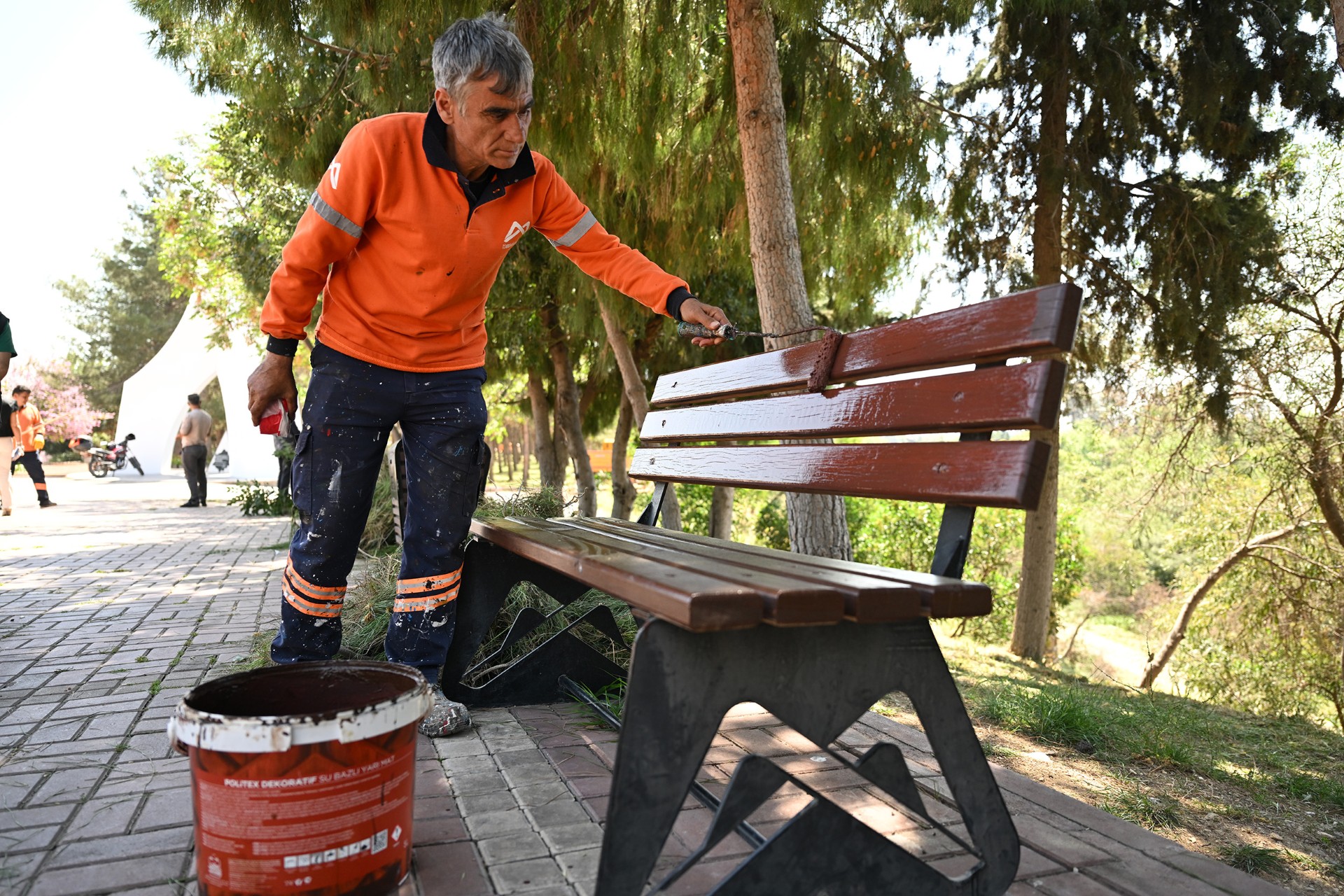 Thumbnail Büyükşehi̇r’i̇n Dokunuşlari İle Hobi̇ Parki Ve 68’Li̇ler Bariş Ormani Yaz Öncesi̇ Tazelendi̇ (2)