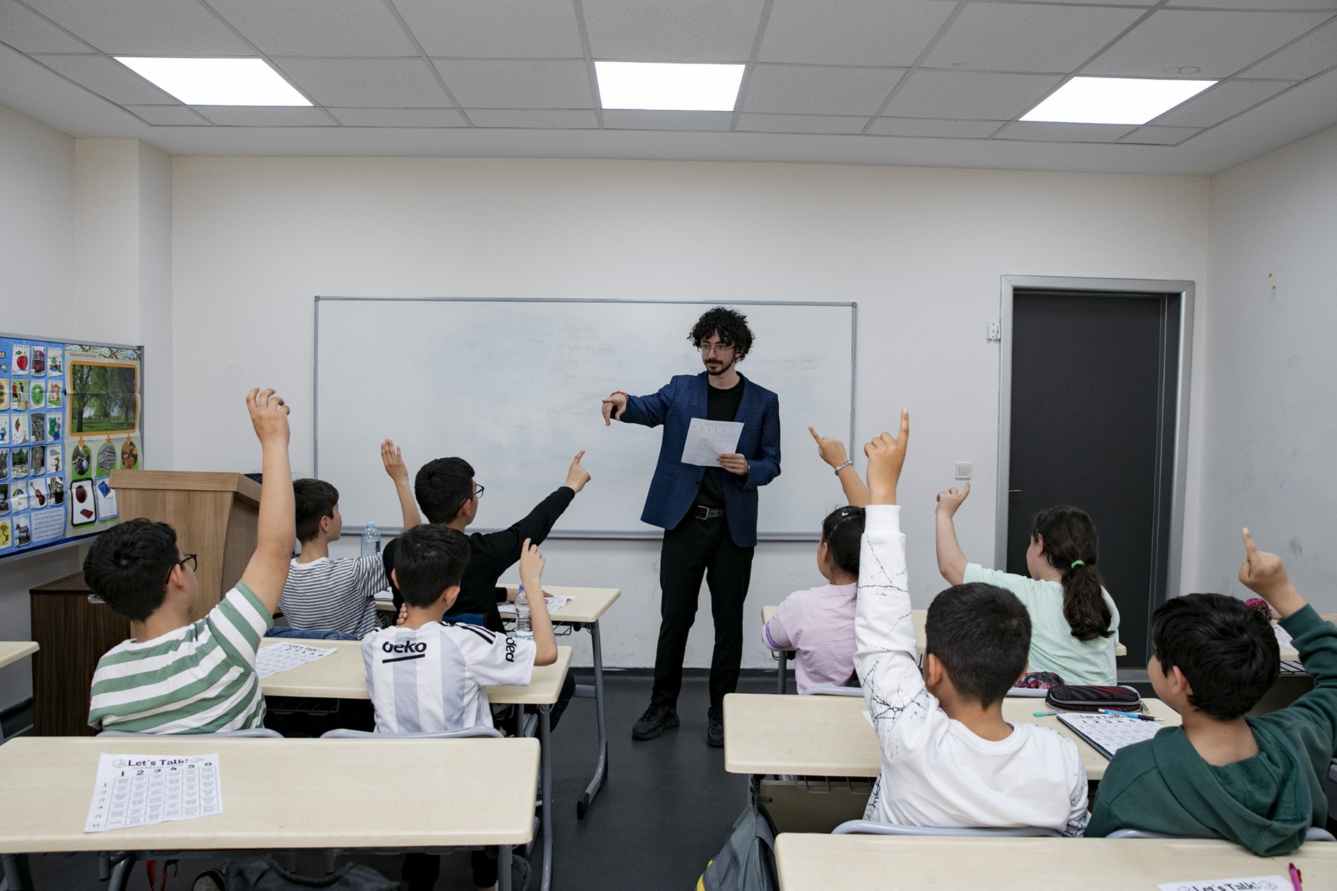 Thumbnail Büyükşehi̇r’i̇n “Hello Mersi̇n” İngi̇li̇zce Kulübü Halkkent’te Açildi (5)