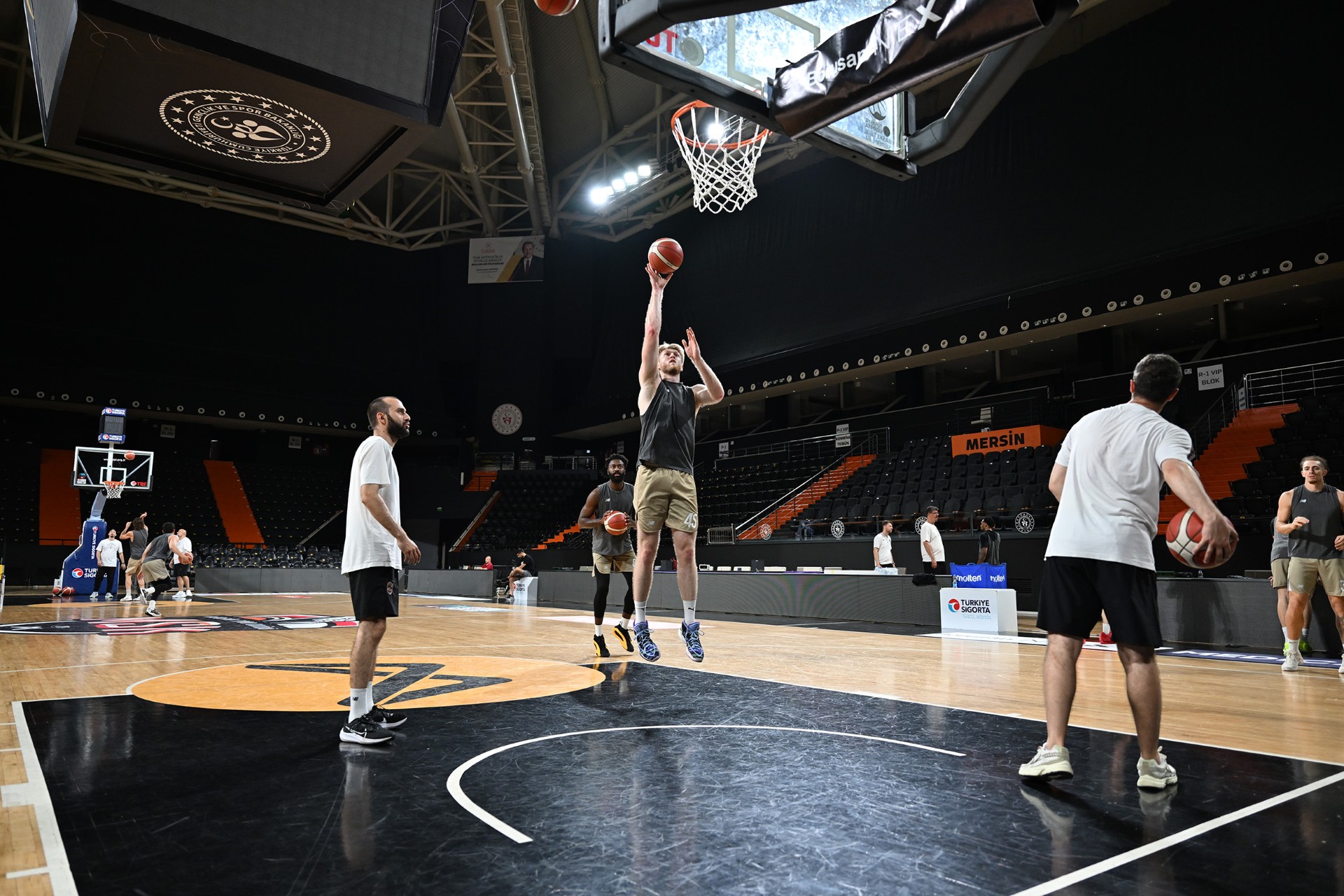 Thumbnail Carettalar’da Hedef Play Off’u Garanti̇lemek (3)