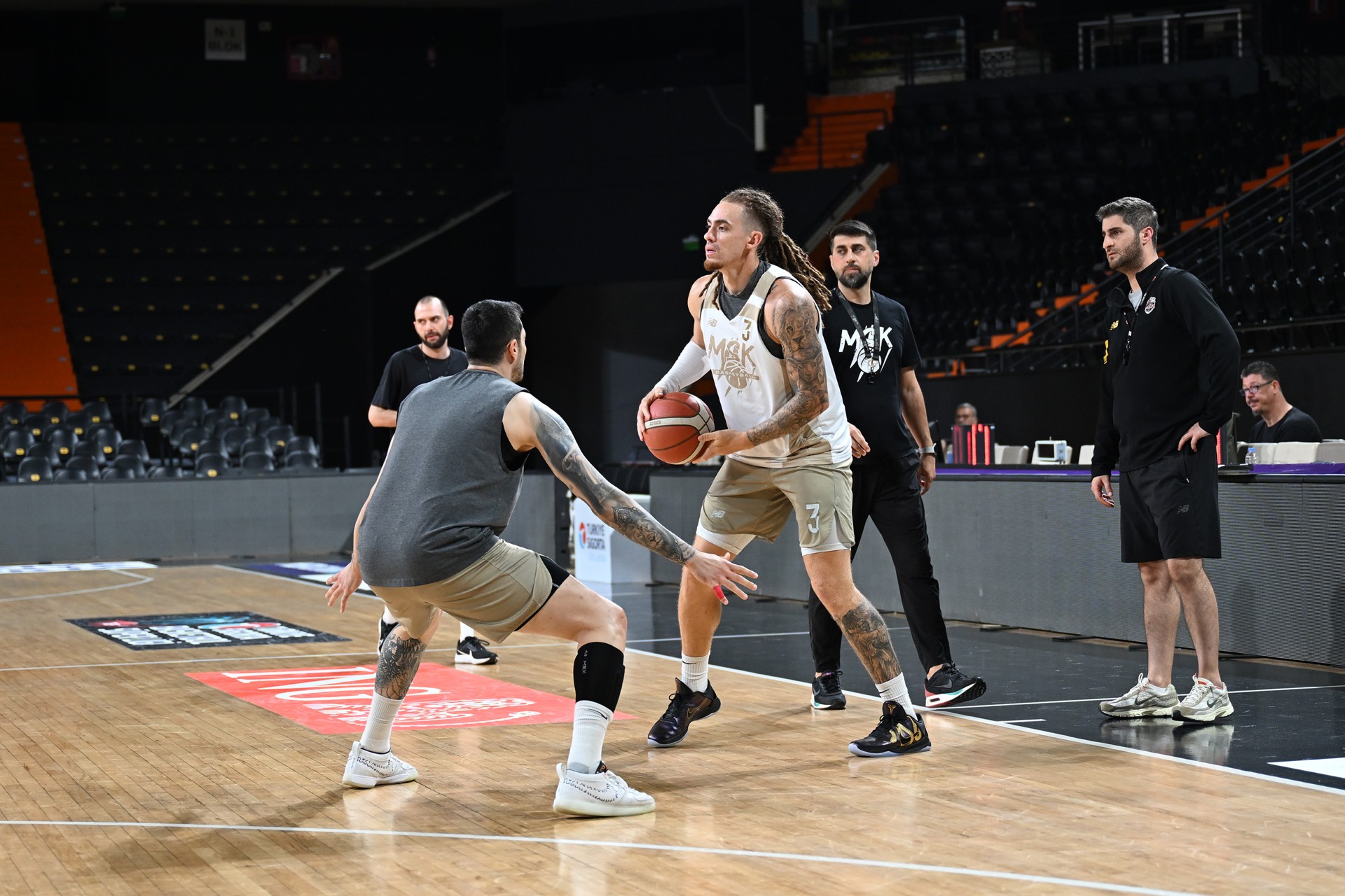 Thumbnail Msk Doğrudan Play Off’a Kalmak İsti̇yor (1)