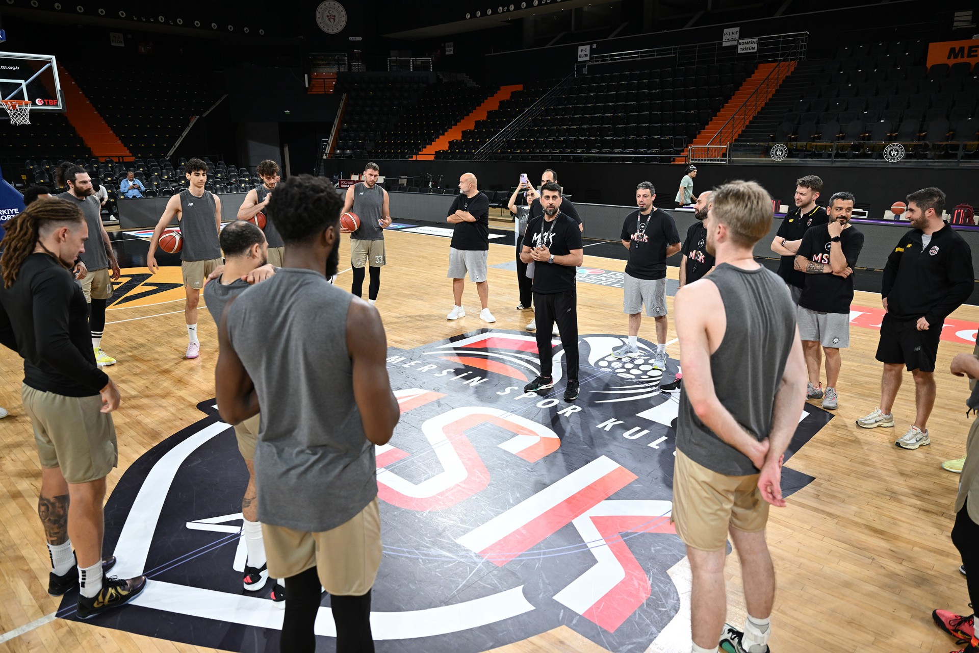 Thumbnail Msk Doğrudan Play Off’a Kalmak İsti̇yor (5)