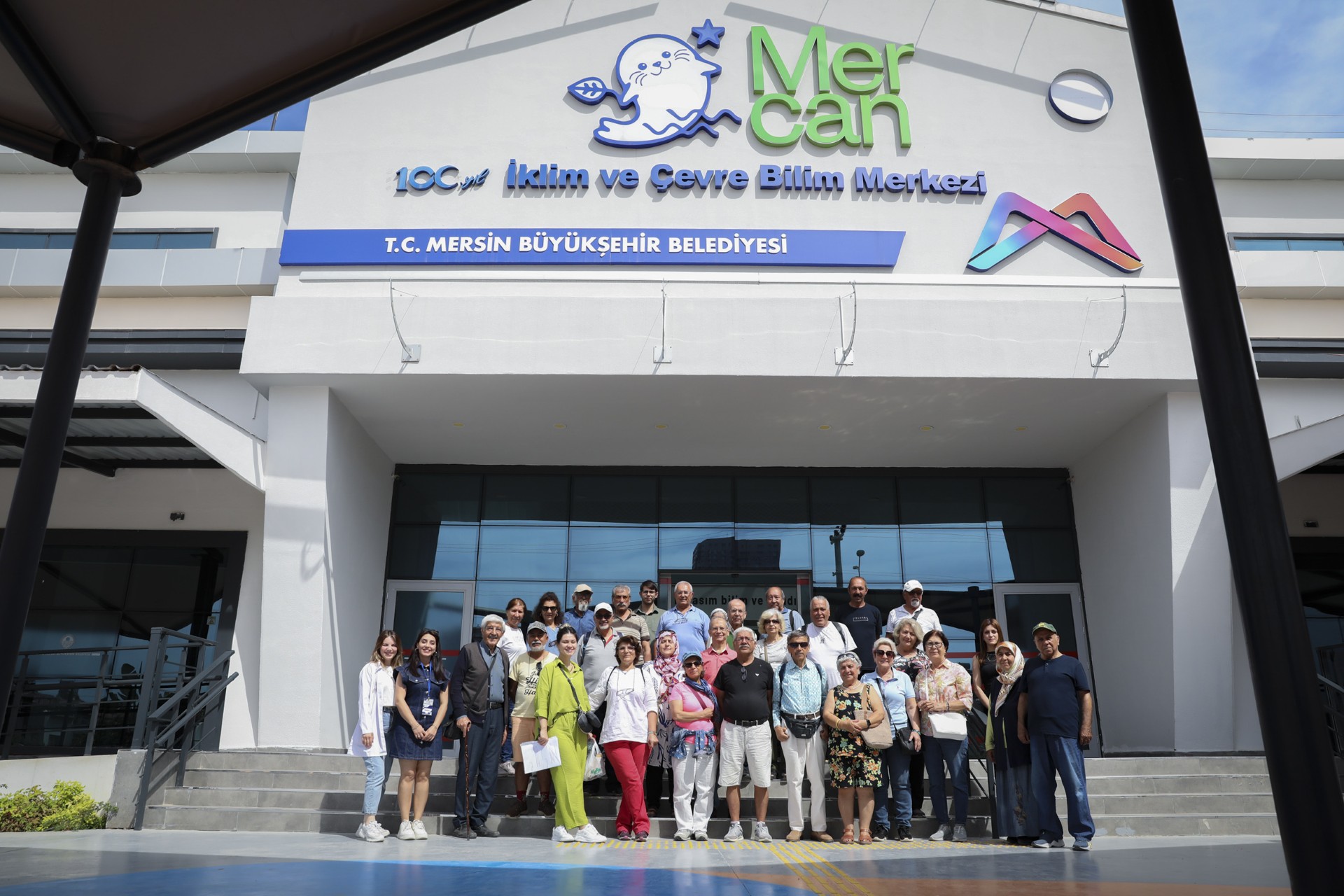 Thumbnail Emekli̇lerden Mercan Bi̇li̇m Merkezi̇’ne Tam Not (6)