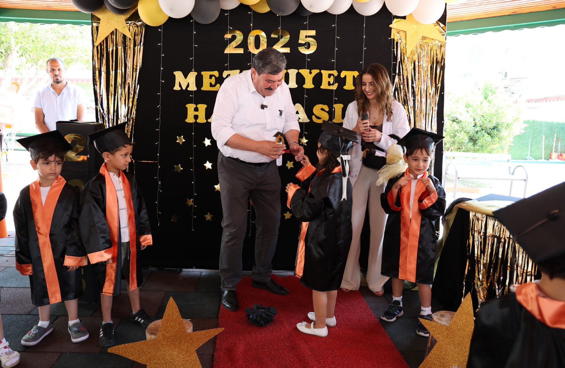 Thumbnail Gündüz Bakımevi Mezuniyet Töreni 1 (2)-1