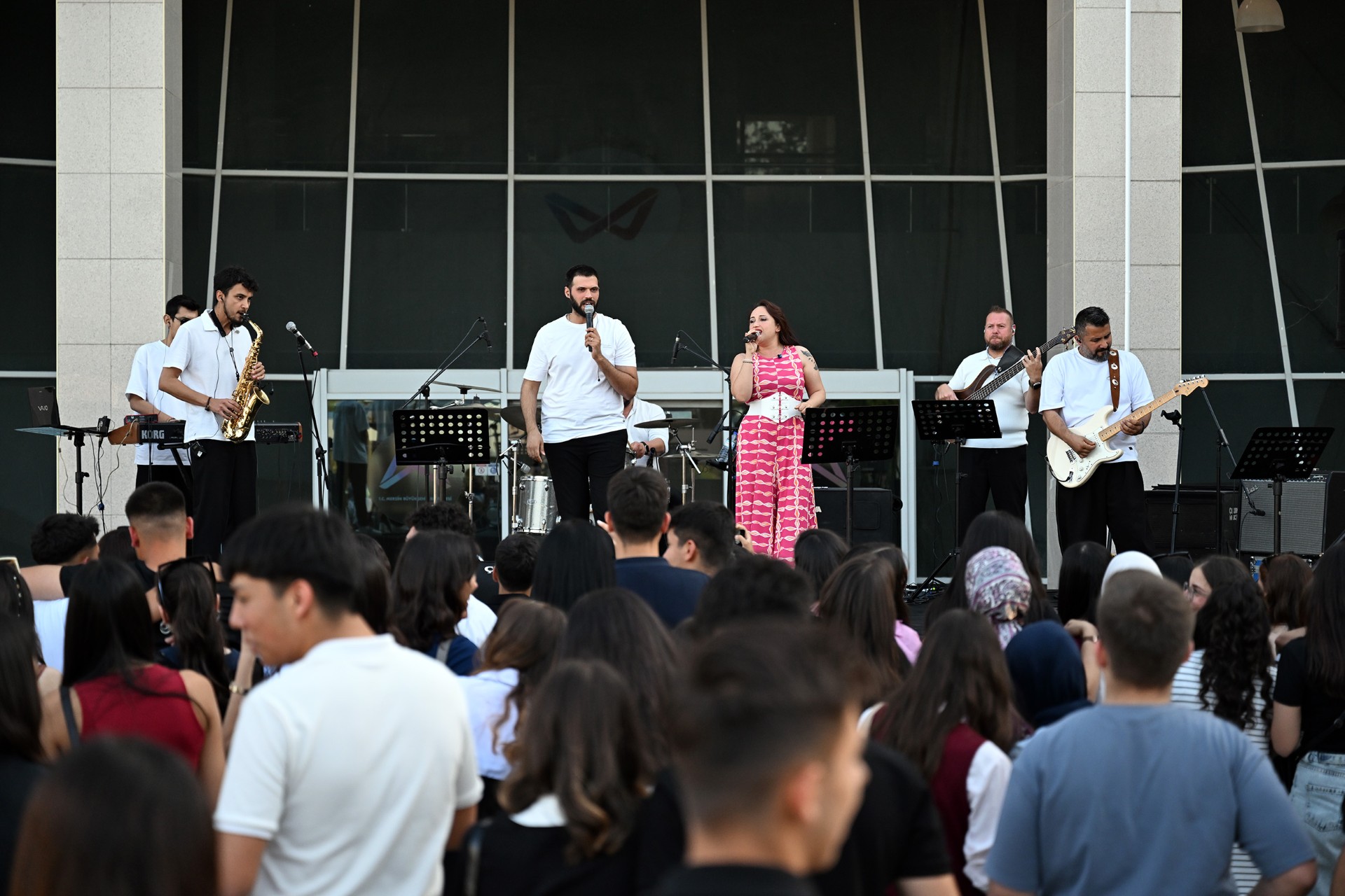 Thumbnail Yks Öncesi̇ Öğrenci̇lere Büyükşehi̇r’den Moral Dokunuşu (5)