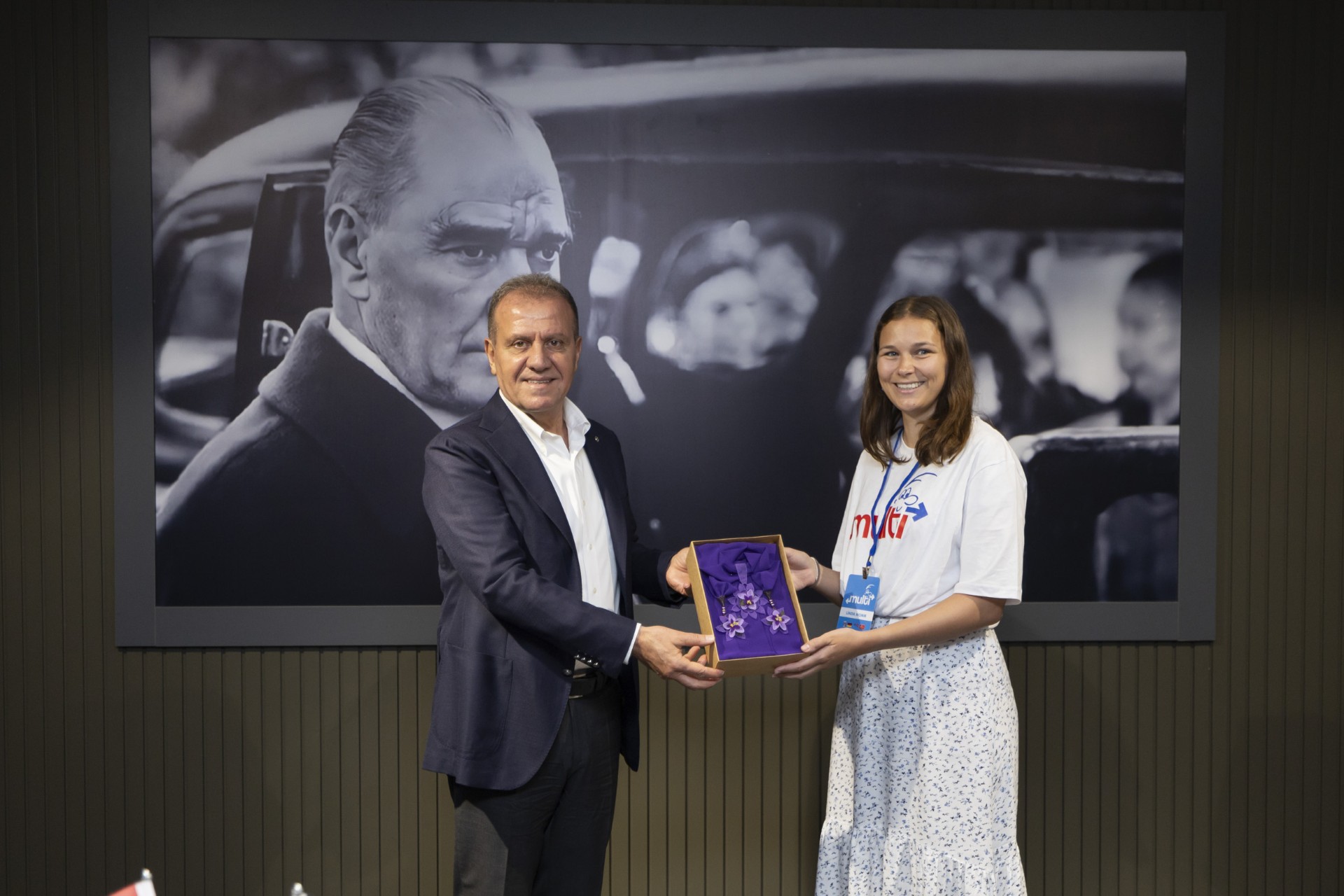 Thumbnail Başkan Seçer, Oberhausen’dan Gelen Öğrenci̇ler İle Bi̇r Araya Geldi̇ (6)