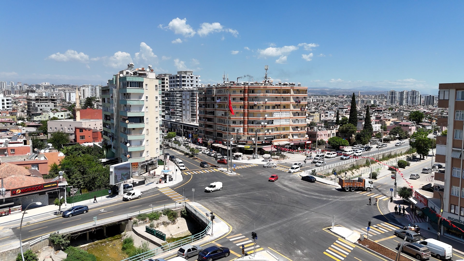 Thumbnail Büyükşehi̇r, Tarsus Cetvel Köprüsü Kavşaği’ni Modern Hale Geti̇rdi̇ (7)