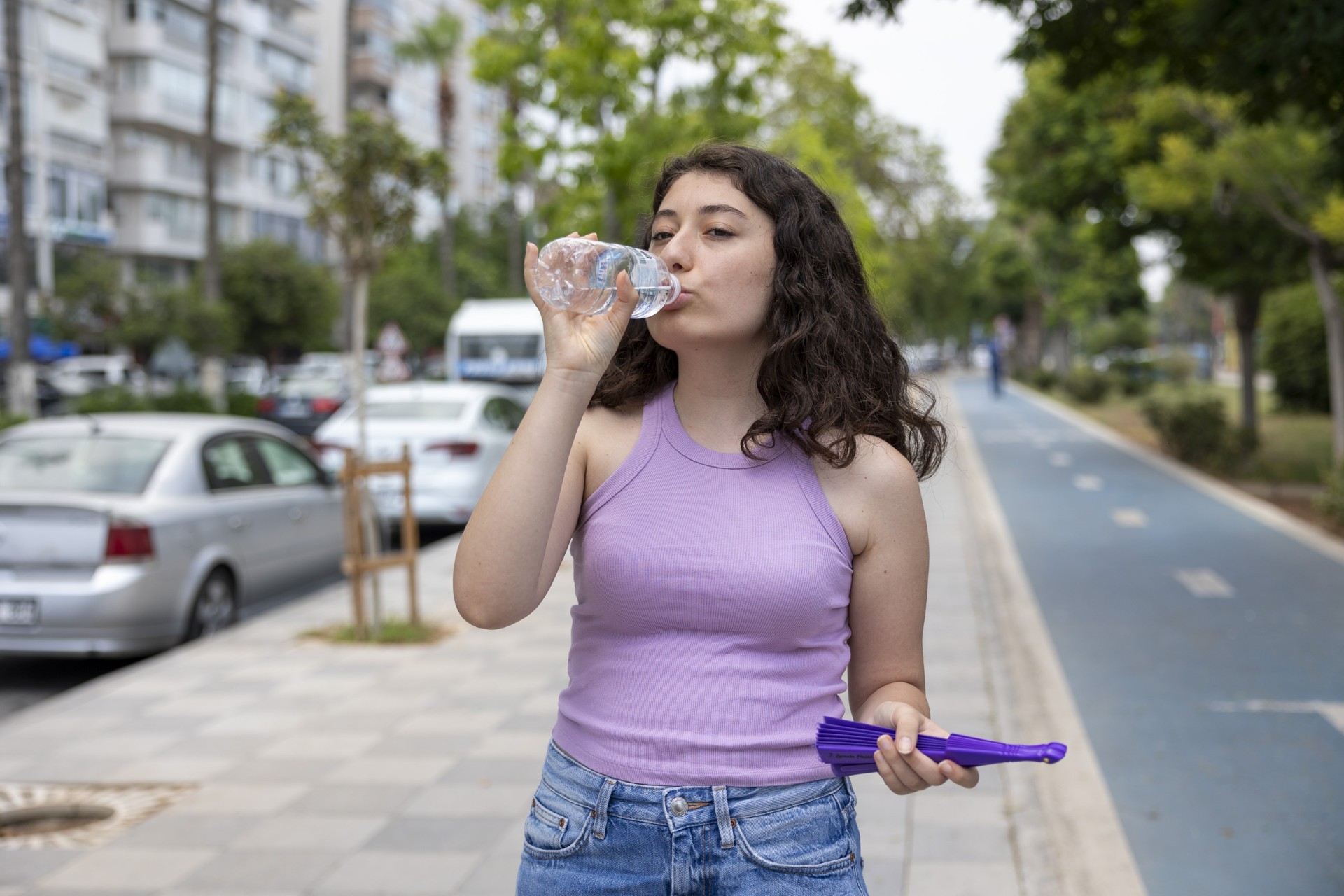 Thumbnail Büyükşehi̇r’den Artan Hava Sicakliğina Karşi Uyarilar (3)