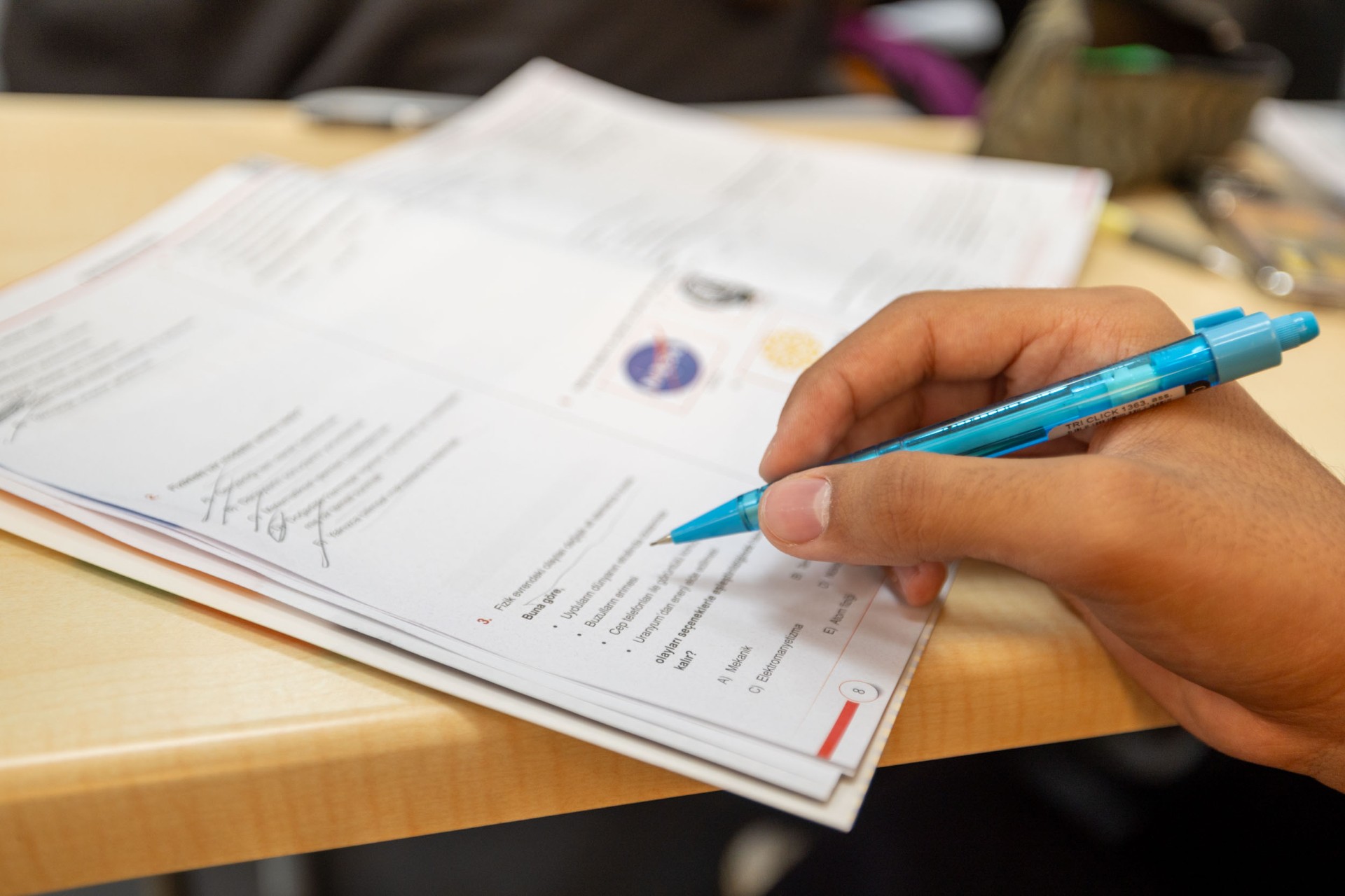 Thumbnail Büyükşehi̇r Kurs Merkezleri̇ Kali̇teli̇ Eği̇ti̇mi̇ni̇ Bi̇r Kez Daha Kanitladi (1)