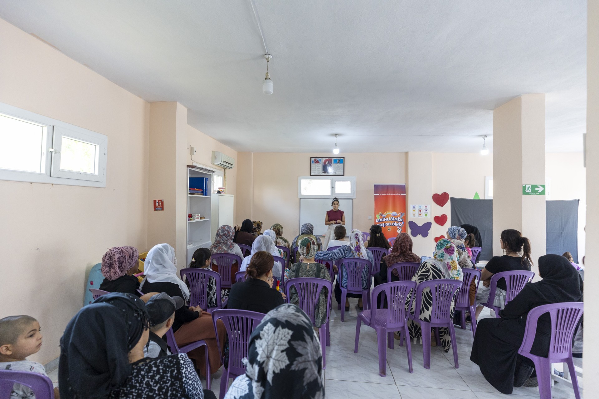 Thumbnail Büyükşehi̇r’i̇n Etki̇nli̇ği̇nde Erken Yaşta Evli̇li̇ği̇n Olumsuzluklari Ele Alindi (2)