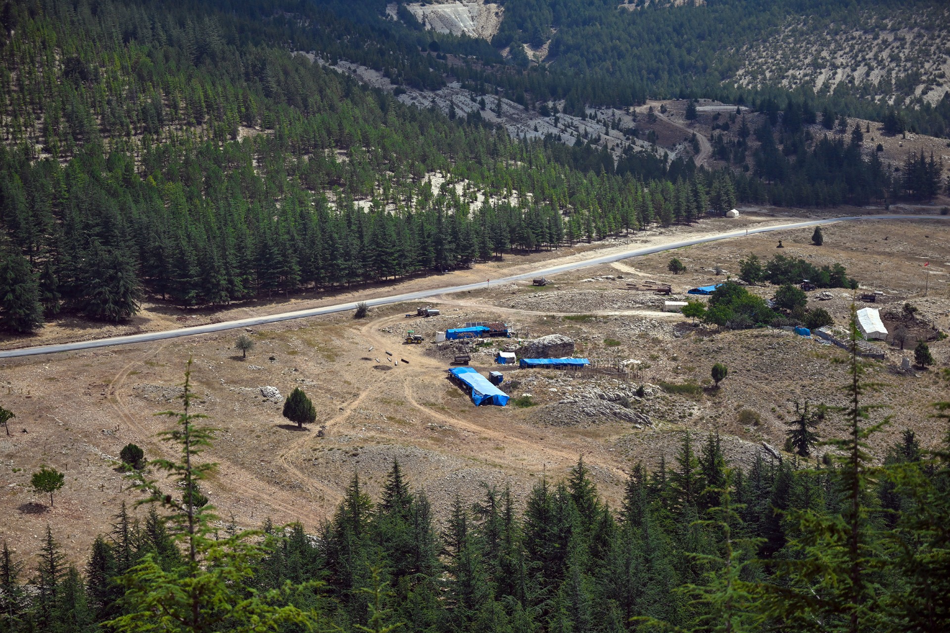 Thumbnail Mersi̇n Büyükşehi̇r, Findikpinari İle Arslanköy Arasindaki̇ 18 Ki̇lometreli̇k Yolu Yeni̇ledi̇ (5)