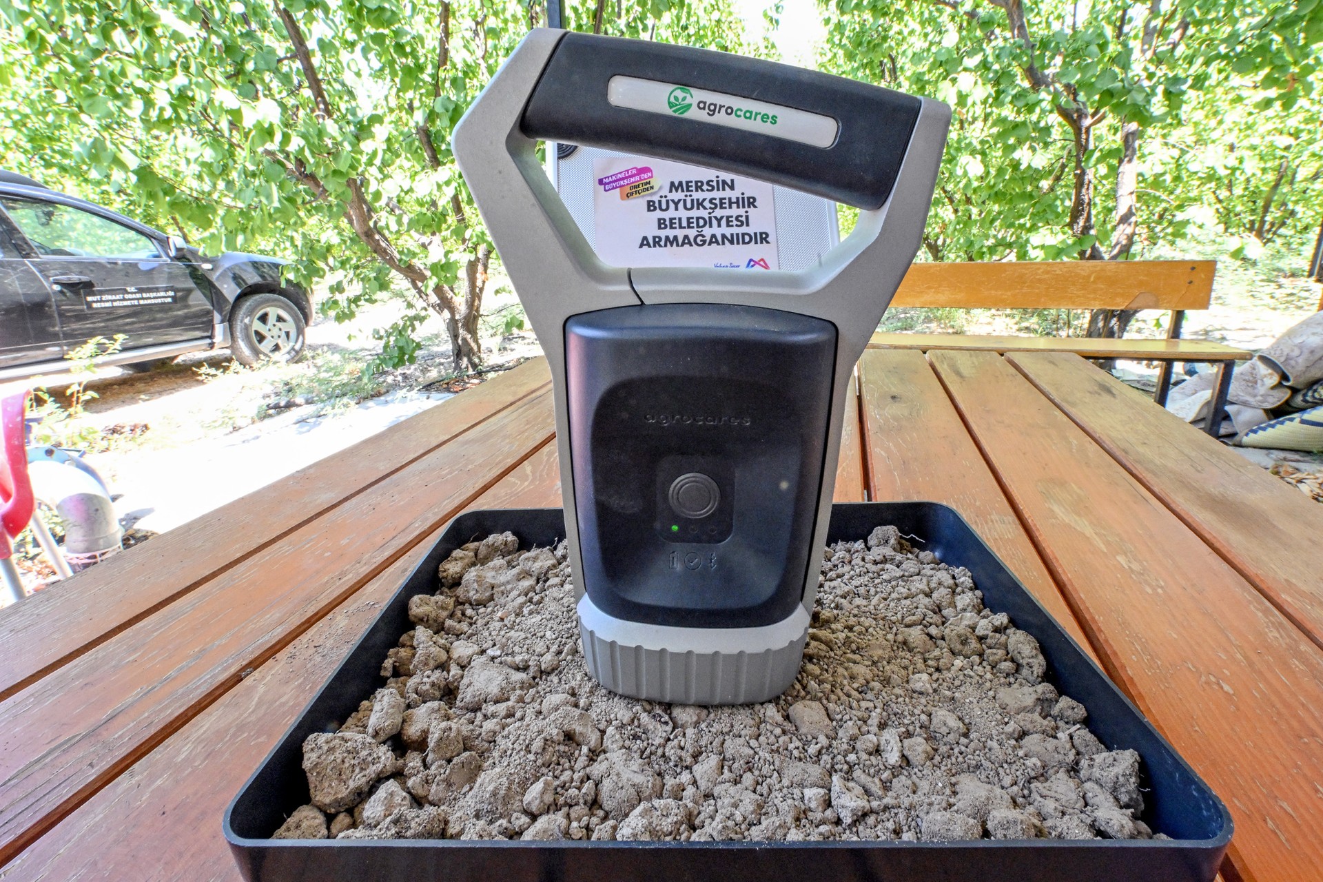 Thumbnail Mersi̇n Büyükşehi̇r’den Üreti̇ci̇lere Doğru Gübreleme İçi̇n ‘Toprak Anali̇z Ci̇hazi Desteği̇ Proje ( (5)